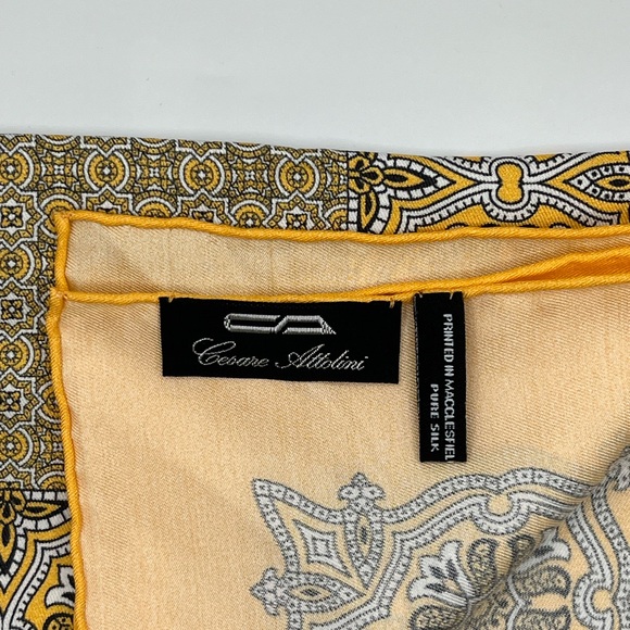 New Without Tags Cesare Attolini Pure Silk Pocket Square  Yellow. (13X13) - Picture 6 of 6